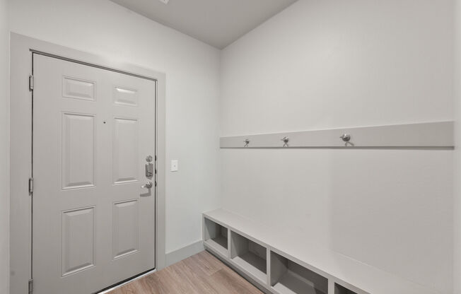 3 beds, 2 baths, 1,530 sqft, $2,500