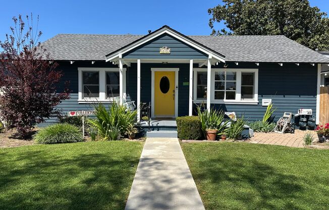 3 Bdrm/1.5 Bath Craftsman Home in Downtown Fullerton