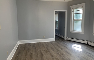 3 beds, 1 bath, 1,100 sqft, $2,800, Unit 1