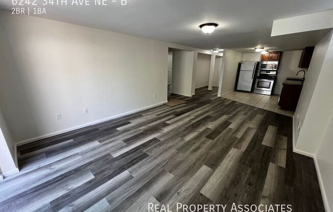 6242 34 AVE NE