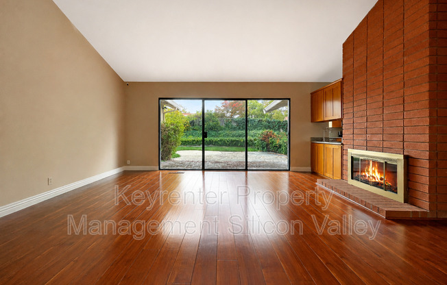 4115 BEEBE CIR