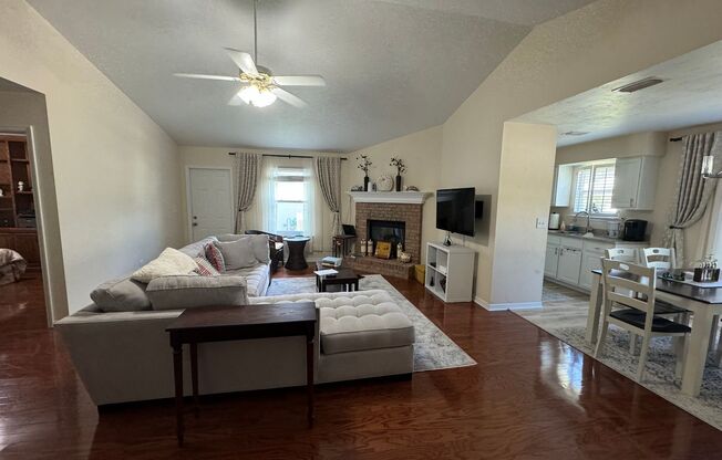 3 beds, 2 baths, $2,000