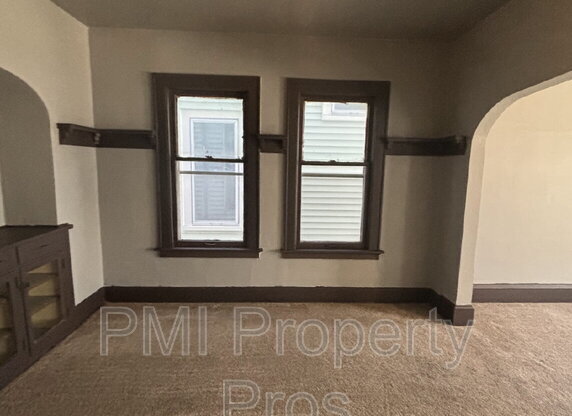 2530 N 37 ST