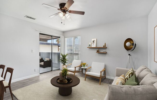 2 beds, 1 bath, 730 sqft, $1,149, Unit 1C