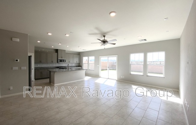 393 WINTER DOVE AVE