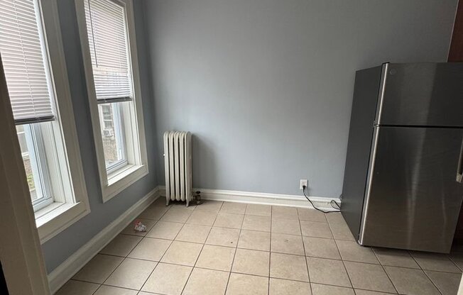 5021 N DAMEN
