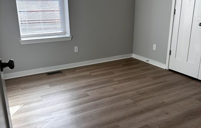 3 beds, 2 baths, 1,225 sqft, $1,749, Unit 305