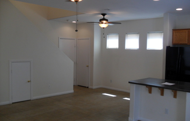 3 beds, 2.5 baths, $1,995