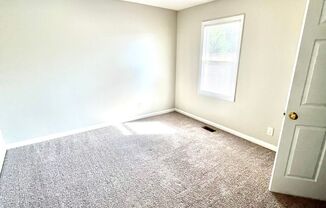 2 beds, 1.5 baths, 1,100 sqft, $1,090, Unit 704-B