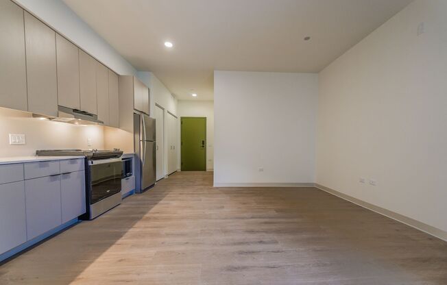 1 bed, 1 bath, 389 sqft, $3,020, Unit 315