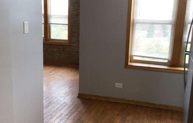 Studio, 1 bath, $850, Unit 11027-3W