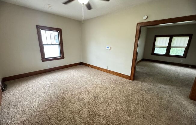 2 bedroom house in Moline with detached garage