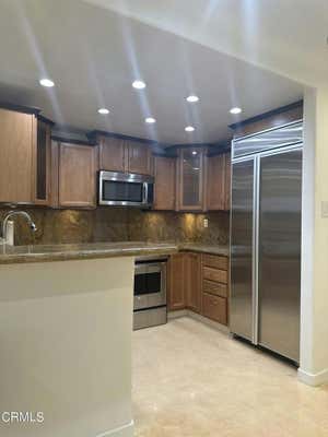 1 bed, 1 bath, 715 sqft, $2,100, Unit 35