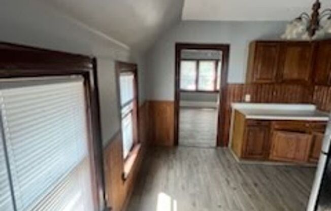 2 beds, 2 baths, $1,295