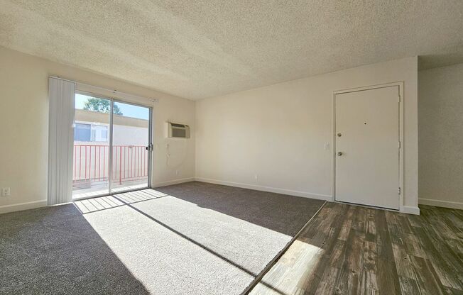 2 beds, 1 bath, 858 sqft, $2,095, Unit 102