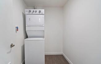 1 bed, 1 bath, 2,308 sqft, $5,600, Unit 232