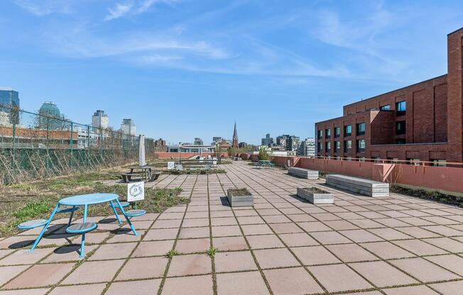 1 bed, 1 bath, 819 sqft, $5,000, Unit PH4D