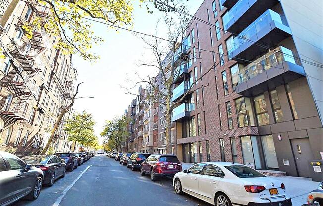 1 bed, 1.5 baths, 565 sqft, $3,150, Unit 2D