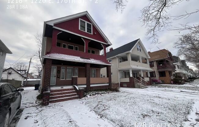 1218 1220 E 176 ST