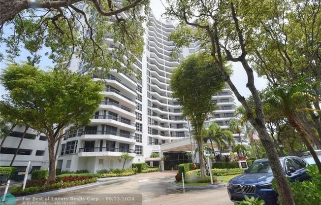 Beautiful 2/2 unit in Aventura