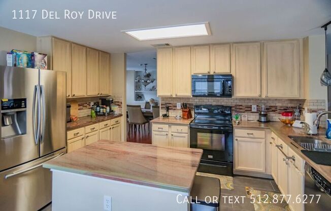 1117 DE ROY DR