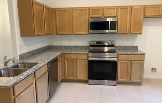 4 beds, 2 baths, $1,800, Unit UNIT A