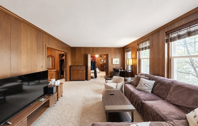 70 WINCHESTER ST