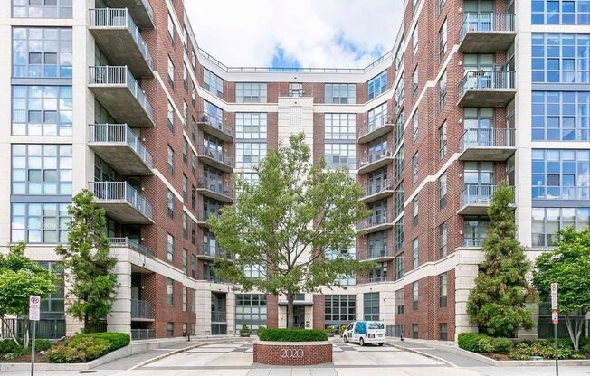 2020 12th St NW Unit 311