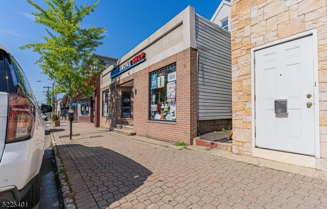 167 FRANKLIN AVE