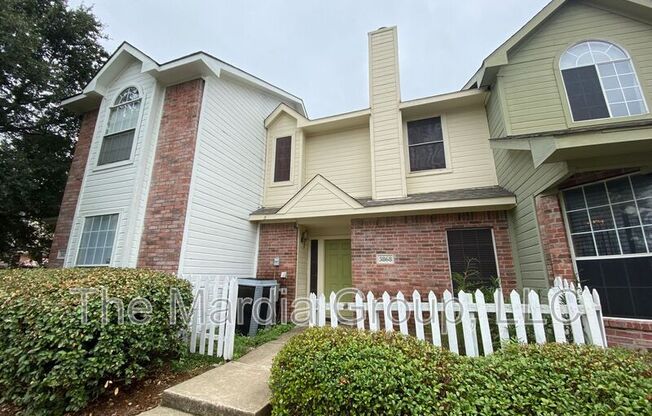 3868 BRANDON PARK DR