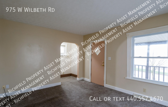 975 W WILBETH RD