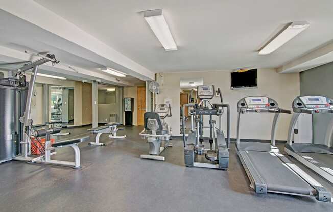 Watercrest Gym Apartments in Lake Forest Park, WA