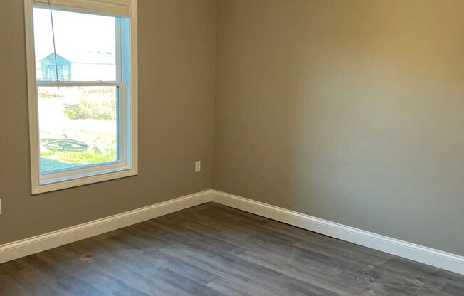 2 beds, 2 baths, 979 sqft, $1,130, Unit 913
