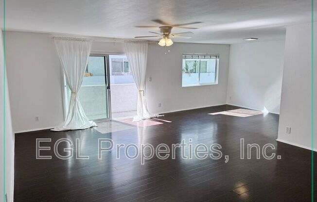 121 N Croft Avenue