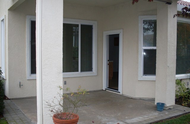 2 beds, 2 baths, $2,850