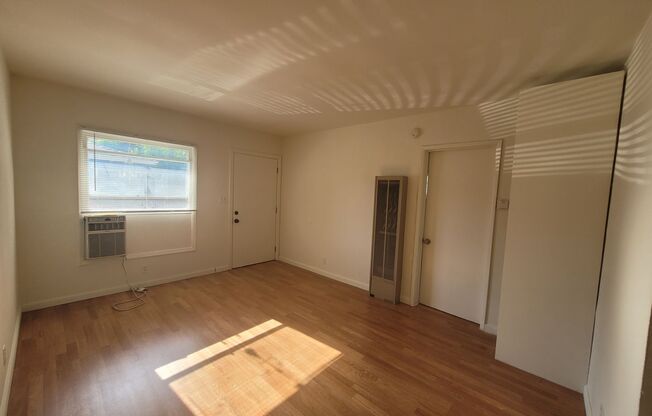 1 bed, 1 bath, $1,695, Unit 14240