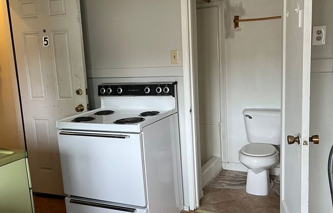 1 bed, 1 bath, $1,000