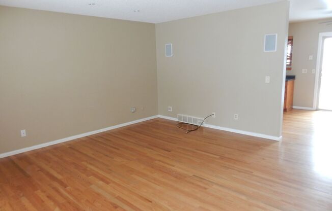 4BR/2BA Remodeled Single Family Home in Louisville - Available 8/4!!