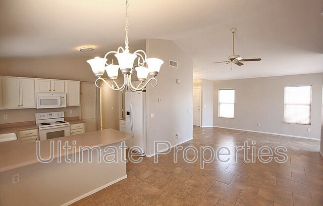 2002 E VILLA MARIA DR