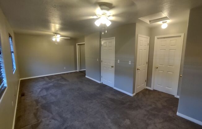 3 beds, 2 baths, $1,795, Unit UNIT # 49 SGW 09