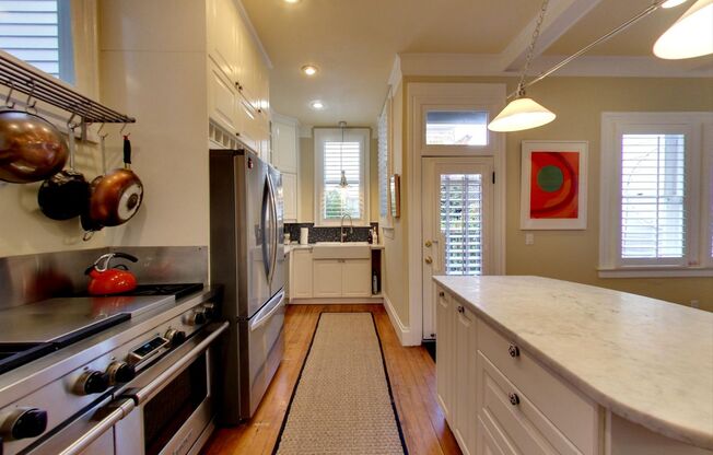 Luxury 5 Bed, 3.5 Bath Home in the Mission! Check out Virtual Tour!