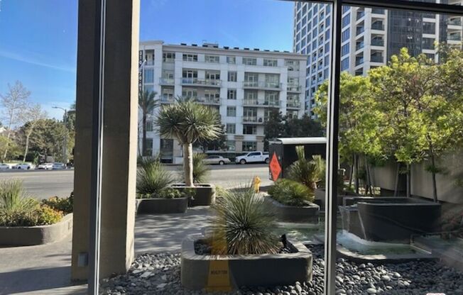 10701 Wilshire Blvd