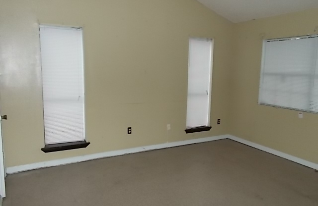 1 bed, 1 bath, 875 sqft, $800, Unit 8703-A