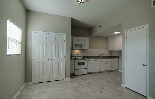 1 bed, 1 bath, 600 sqft, $995, Unit #3027A