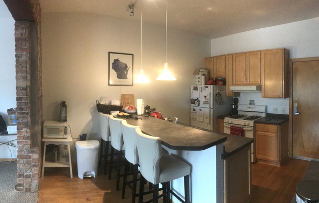 624 E. Ogden Ave