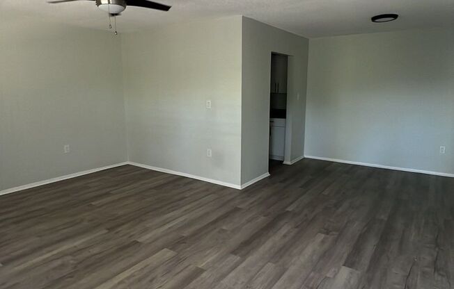 1 bed, 1 bath, 620 sqft, $1,350, Unit 241