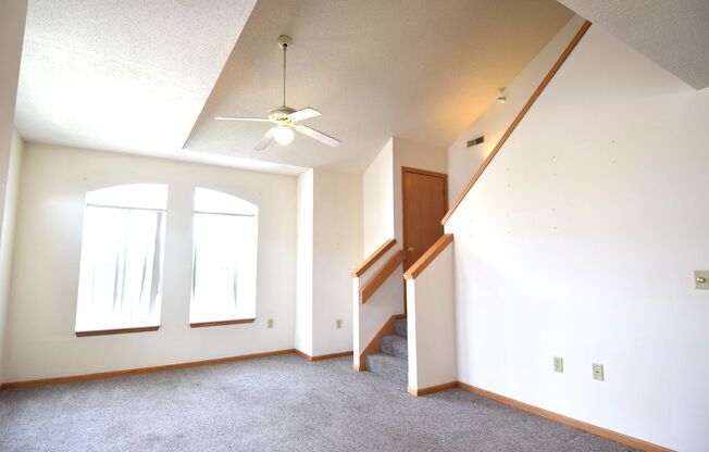2 beds, 2 baths, 1,000 sqft, $2,025, Unit 8110-310