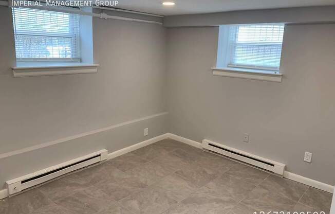 6644 N 8 ST