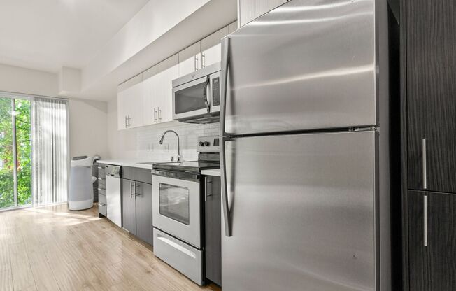 1 bed, 1 bath, 483 sqft, $1,675, Unit 227