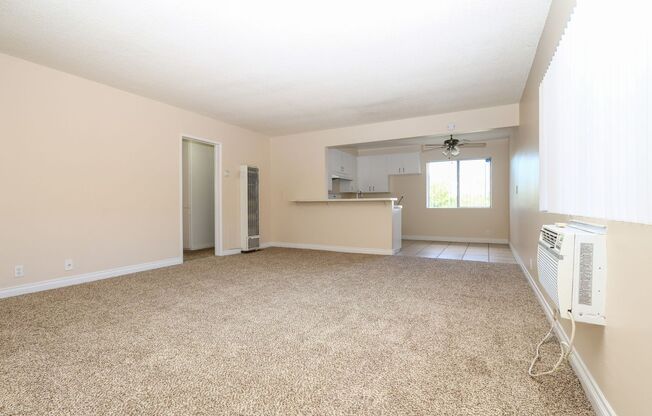 Silverwood Apartments (538,550,562)